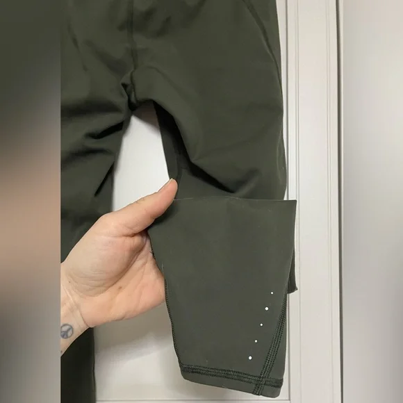 Athleta Rainier Tight - Picture 12 of 14